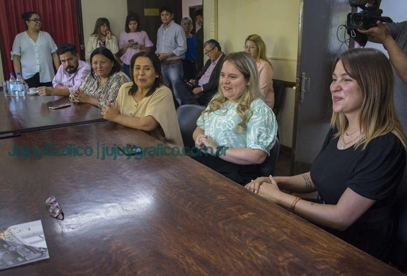 Última Sesión del Concejo de San Salvador de Jujuy 6 En el dia del influencer el Concejo distinguio a Martina Coco Coletti 1